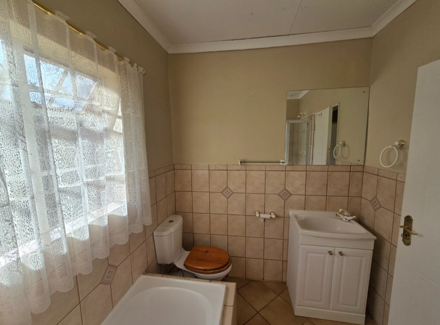 4 Bedroom Property for Sale in Dan Pienaar Free State
